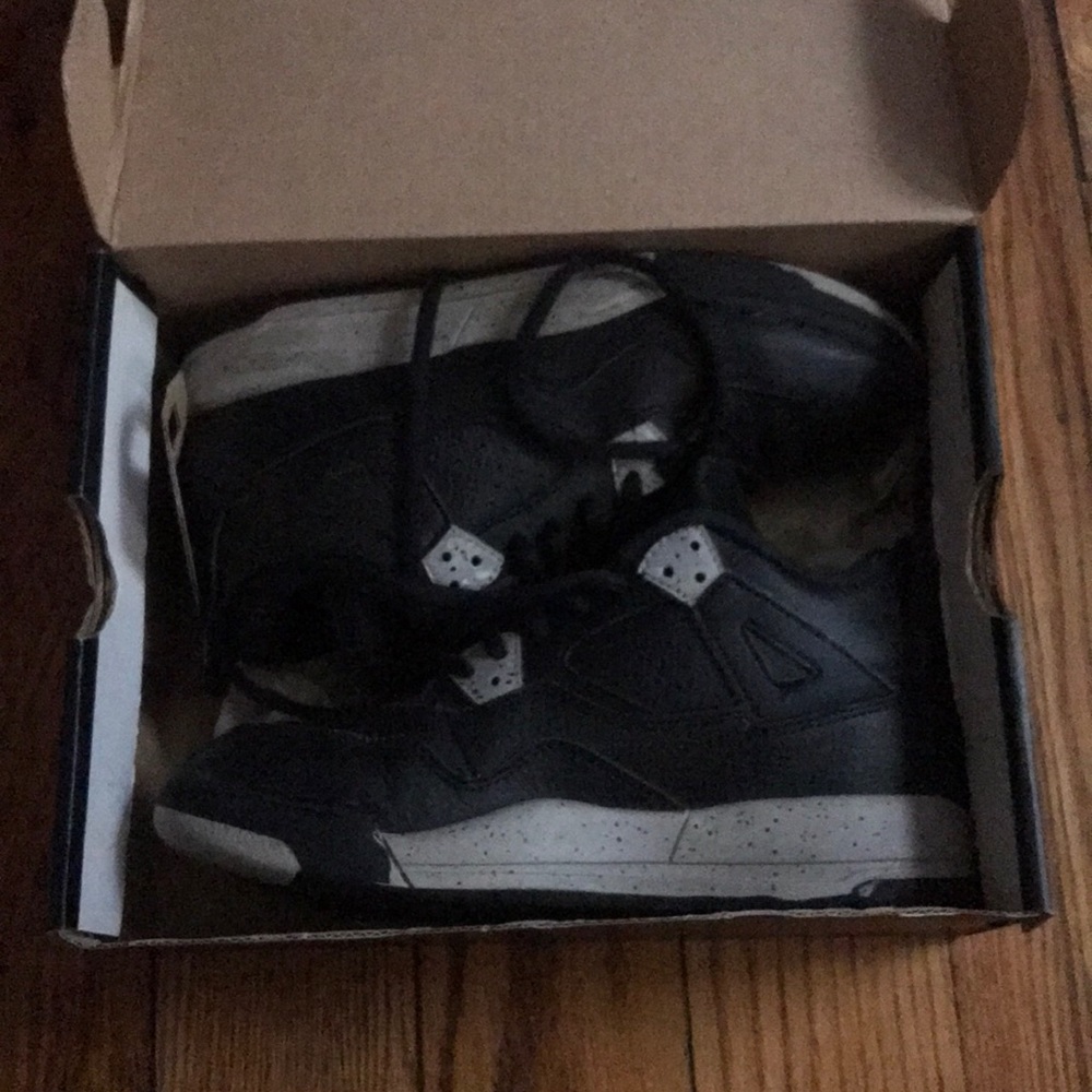 Air Jordan 4 Retro LS BP